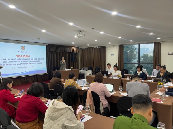 Tọa đàm “Tham vấn đề xuất sửa đổi, hoàn thiện các quy định của Bộ luật Hình sự về xử lý các hành vi vi phạm pháp luật liên quan đến bảo tồn đa dạng sinh học, bảo vệ động vật, thực vật hoang dã”